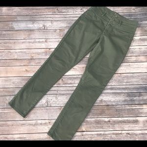 Olive green 3 button skinny pants size 6